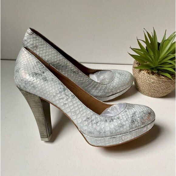 DKNY Coletta Silver Metallic Platform Heels Snakeskin Leather NWOB Size 9 - Picture 5 of 13
